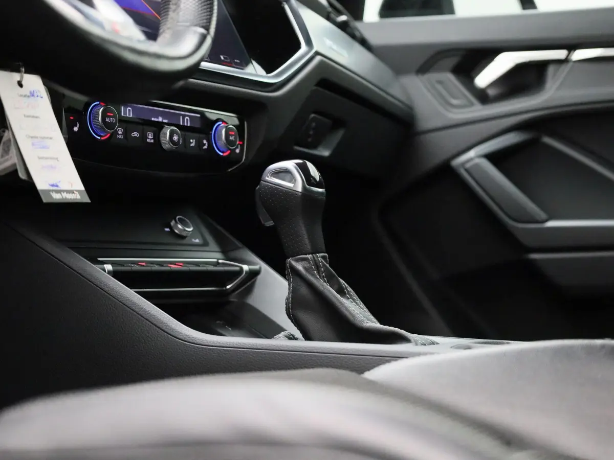 35 TFSI S edition 150 PK | S-line | Automaat | Camera | Trekhaak | SONOS Sound | Adaptive cruise control | Stoelverwarming | Lichtmetalen velgen |