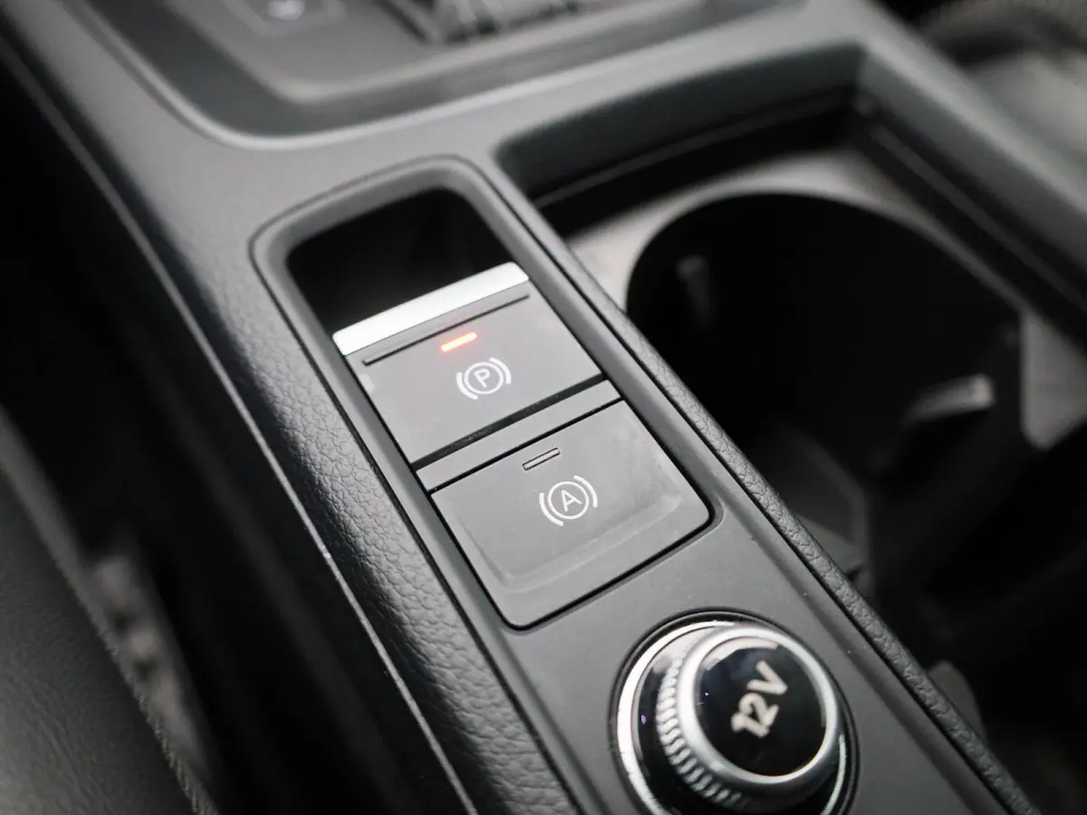 35 TFSI S edition 150 PK | S-line | Automaat | Camera | Trekhaak | SONOS Sound | Adaptive cruise control | Stoelverwarming | Lichtmetalen velgen |
