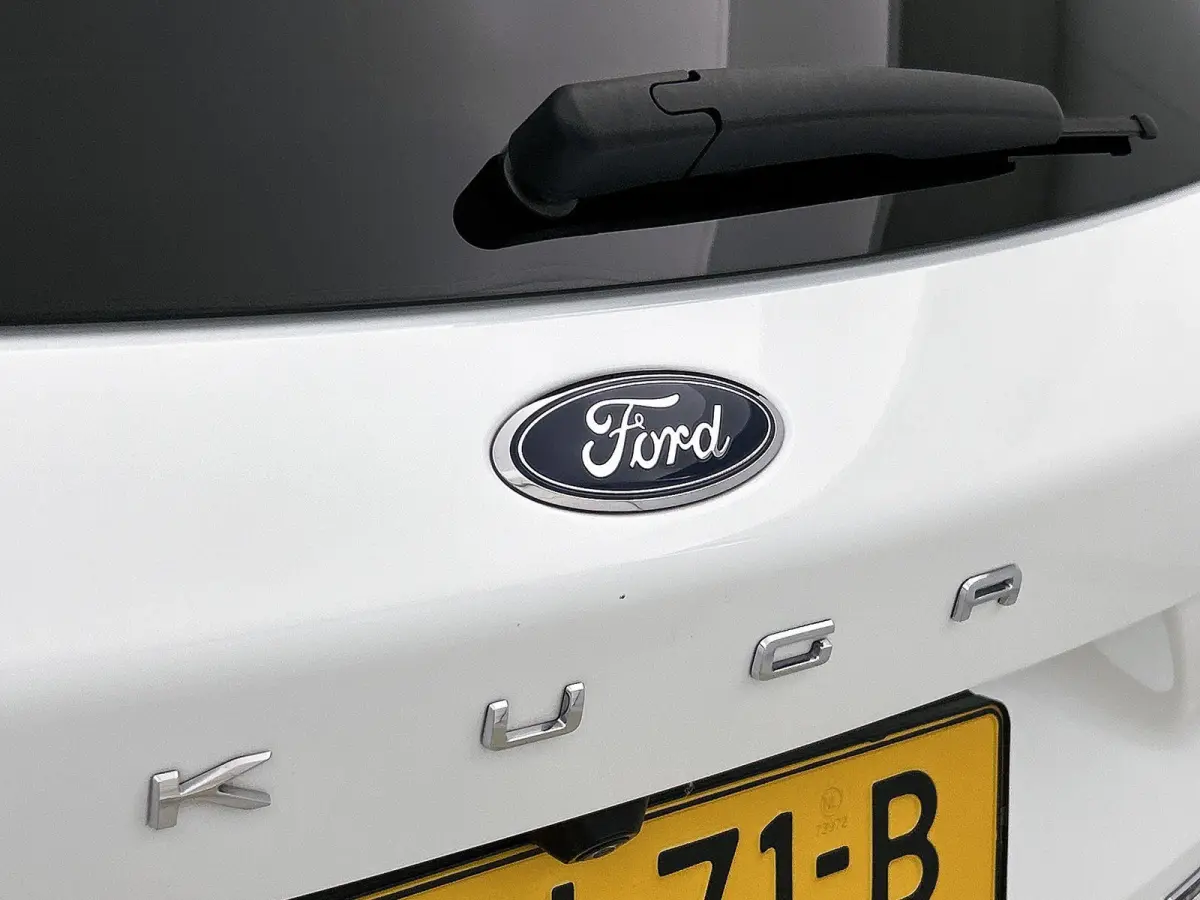 2.5 PHEV ST-Line X | Elektrische Stoel | Elektrische trekhaak | Winterpack | Driver Assistance Pack | LED | PDC + Camera | Clima | Navi | Apple CarPlay + Android Auto |