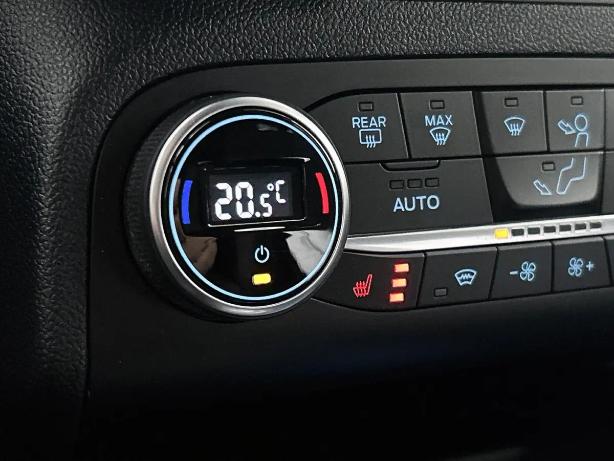 2.5 PHEV ST-Line X | Elektrische Stoel | Elektrische trekhaak | Winterpack | Driver Assistance Pack | LED | PDC + Camera | Clima | Navi | Apple CarPlay + Android Auto |