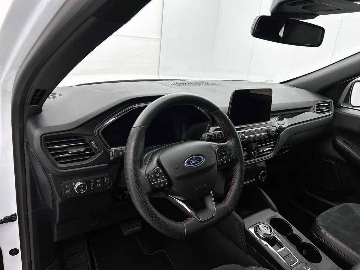 2.5 PHEV ST-Line X | Elektrische Stoel | Elektrische trekhaak | Winterpack | Driver Assistance Pack | LED | PDC + Camera | Clima | Navi | Apple CarPlay + Android Auto |