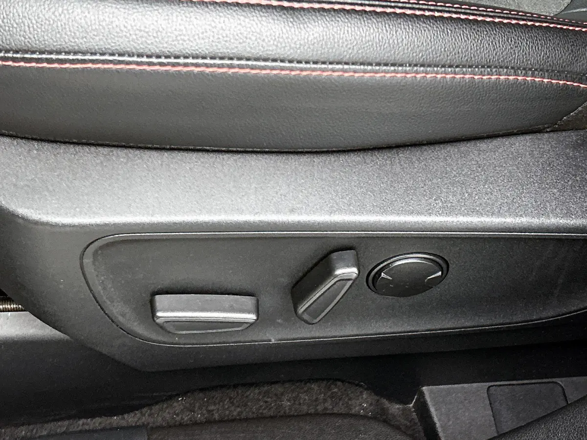2.5 PHEV ST-Line X | Elektrische Stoel | Elektrische trekhaak | Winterpack | Driver Assistance Pack | LED | PDC + Camera | Clima | Navi | Apple CarPlay + Android Auto |