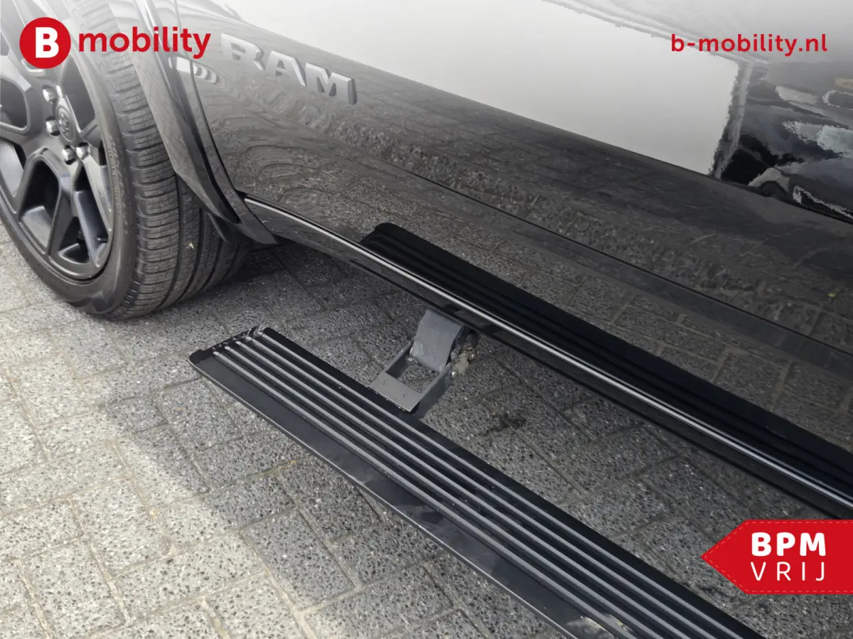 1500 5.7 V8 4x4 Crew Cab Laramie LPG Luchtvering Trekhaak 3500kg | Stoelverwarming/Ventilatie | Panoramadak | Harman/Kardon