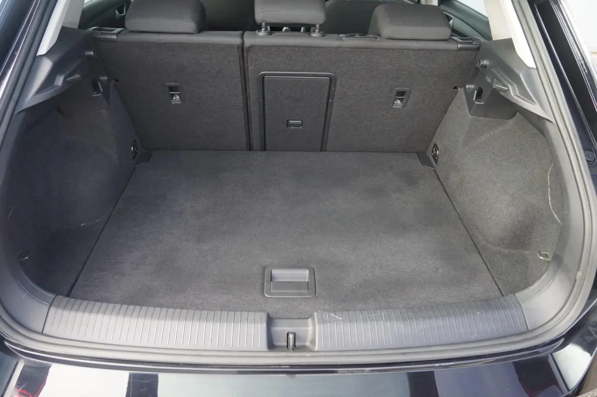 1.0 TSI 110pk Style Business | Trekhaak | Elektrische Achterklep | Navigatie