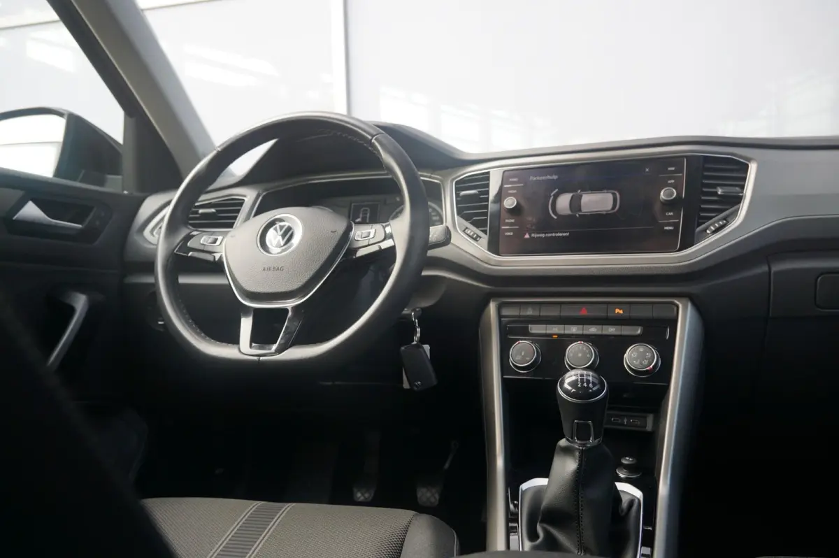 1.0 TSI 110pk Style Business | Trekhaak | Elektrische Achterklep | Navigatie
