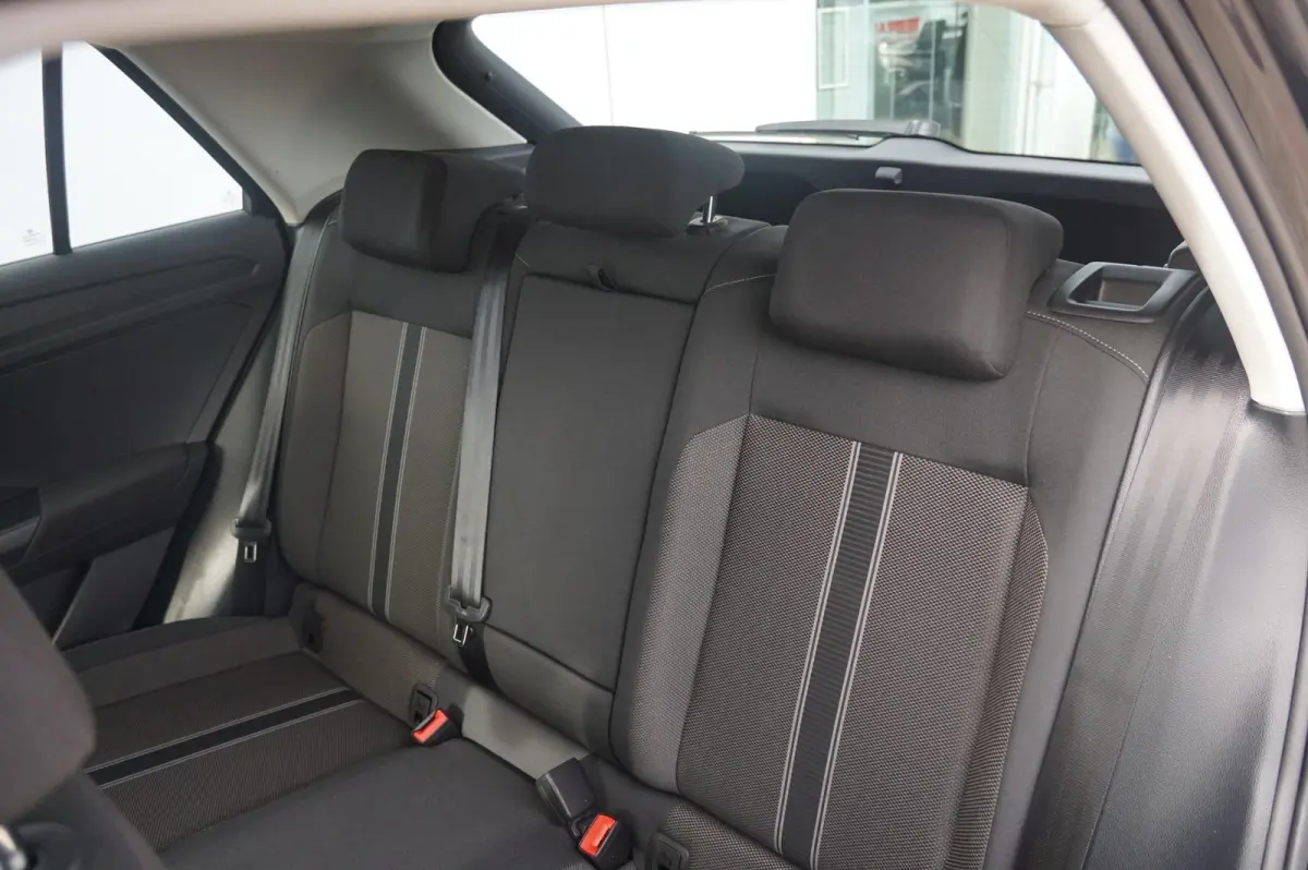 1.0 TSI 110pk Style Business | Trekhaak | Elektrische Achterklep | Navigatie
