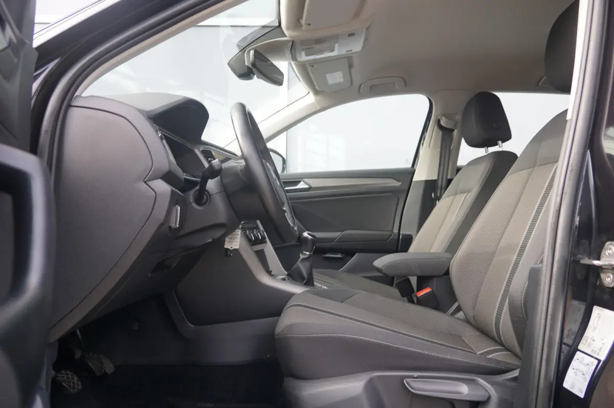 1.0 TSI 110pk Style Business | Trekhaak | Elektrische Achterklep | Navigatie