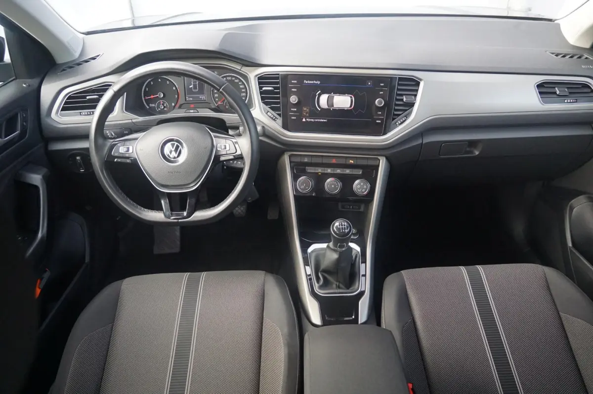 1.0 TSI 110pk Style Business | Trekhaak | Elektrische Achterklep | Navigatie