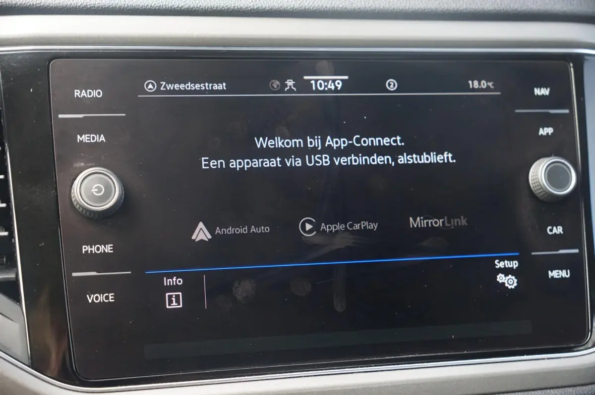 1.0 TSI 110pk Style Business | Trekhaak | Elektrische Achterklep | Navigatie