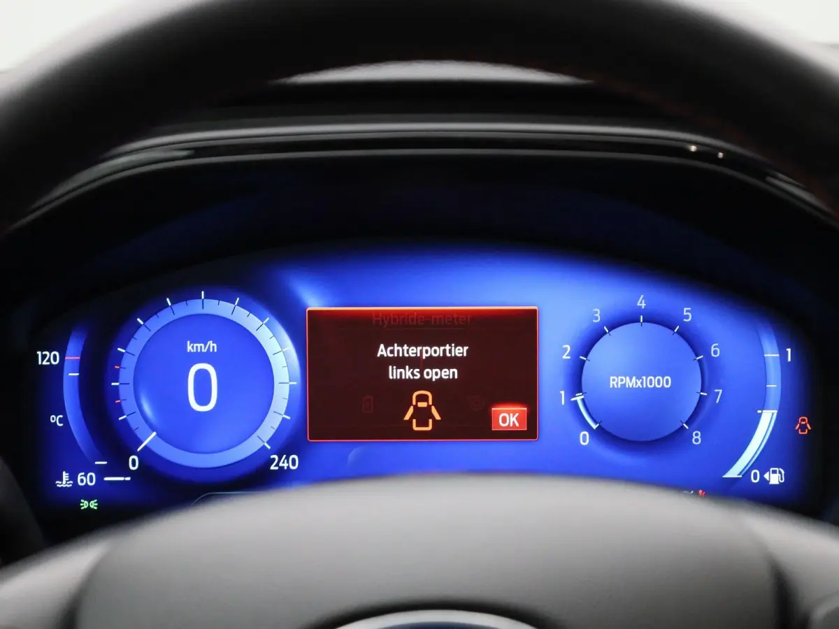 1.0 EcoBoost Hybrid ST Line X | Automaat | LED | PDC + Camera | Navi | Winterpack | Clima | LMV |