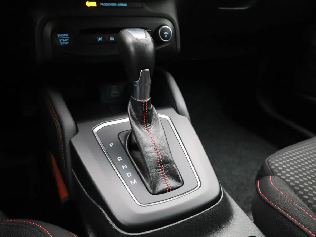 1.0 EcoBoost Hybrid ST Line X | Automaat | LED | PDC + Camera | Navi | Winterpack | Clima | LMV |