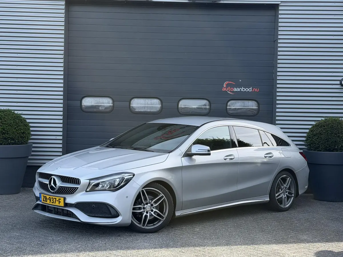 180 AMG | Navigatie | Parkeersensoren | Stoelverwarming | Lichtmetalen Velgen |