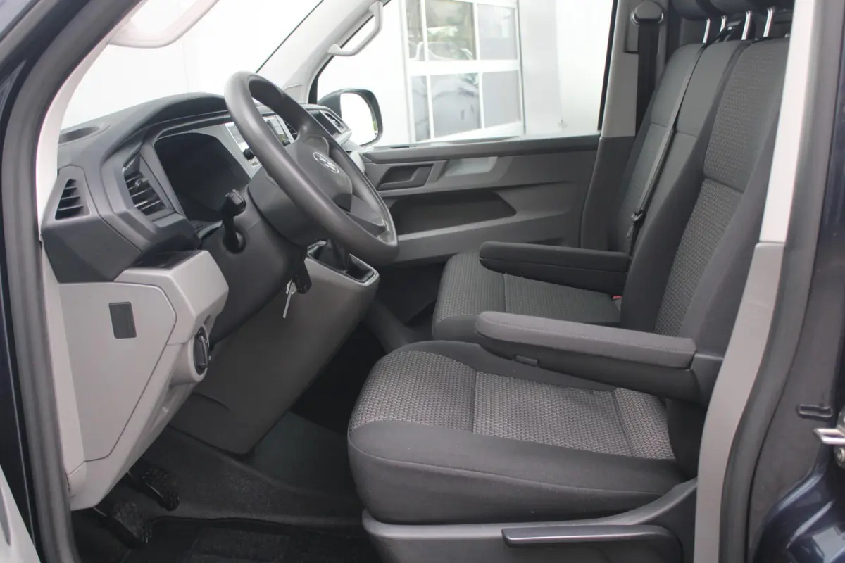 2.0 TDI 110pk L2H1 28 Comfortline | Trekhaak | Cruise Control | App Connect | Airco