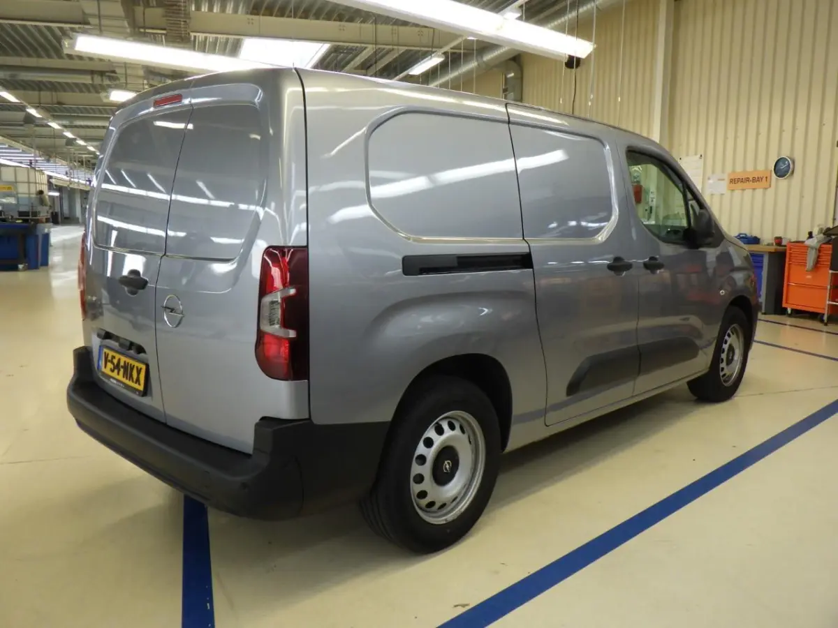 136 L2 50kWh | Fase 3 laden | SOH 98% | Camera | Long | L2 | 3.000km | Bluetooth | Parkeersensoren |