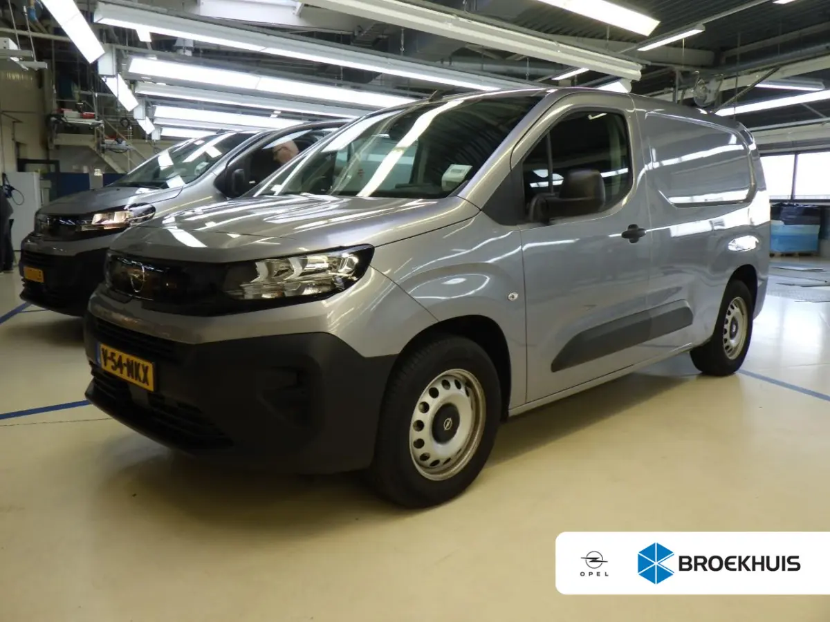136 L2 50kWh | Fase 3 laden | SOH 98% | Camera | Long | L2 | 3.000km | Bluetooth | Parkeersensoren |