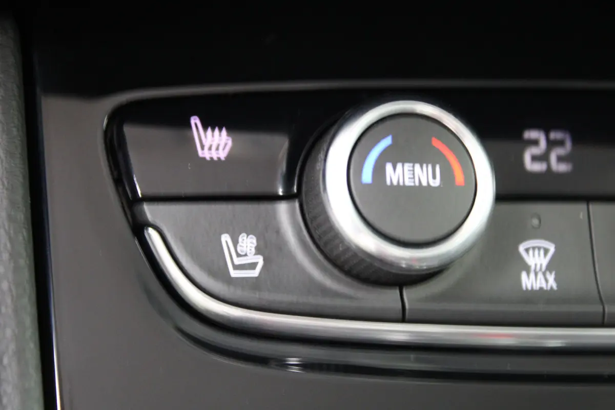 1.6 Turbo Hybrid4 Business Executive | Afneembare trekhaak | Elektrische achterklep | Ledere bekleding | ACC |