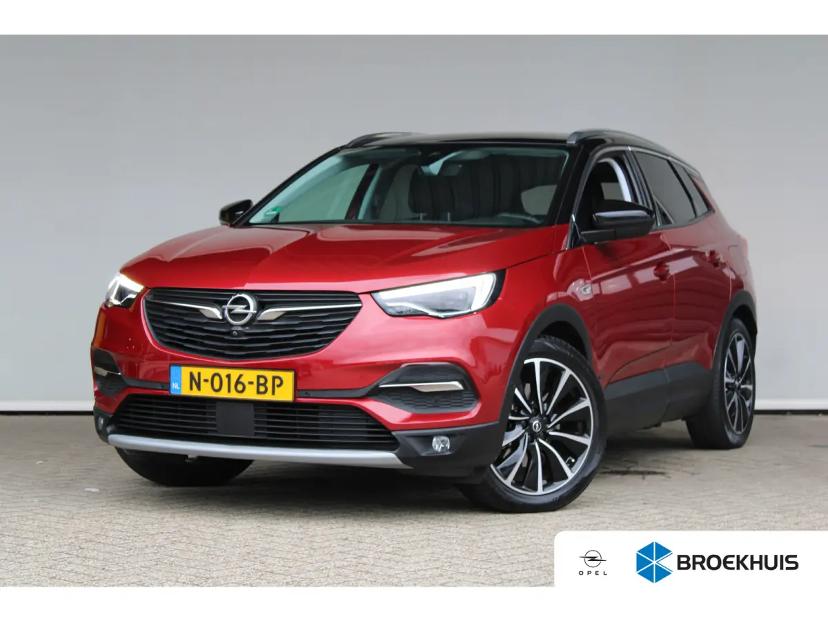 1.6 Turbo Hybrid4 Business Executive | Afneembare trekhaak | Elektrische achterklep | Ledere bekleding | ACC |