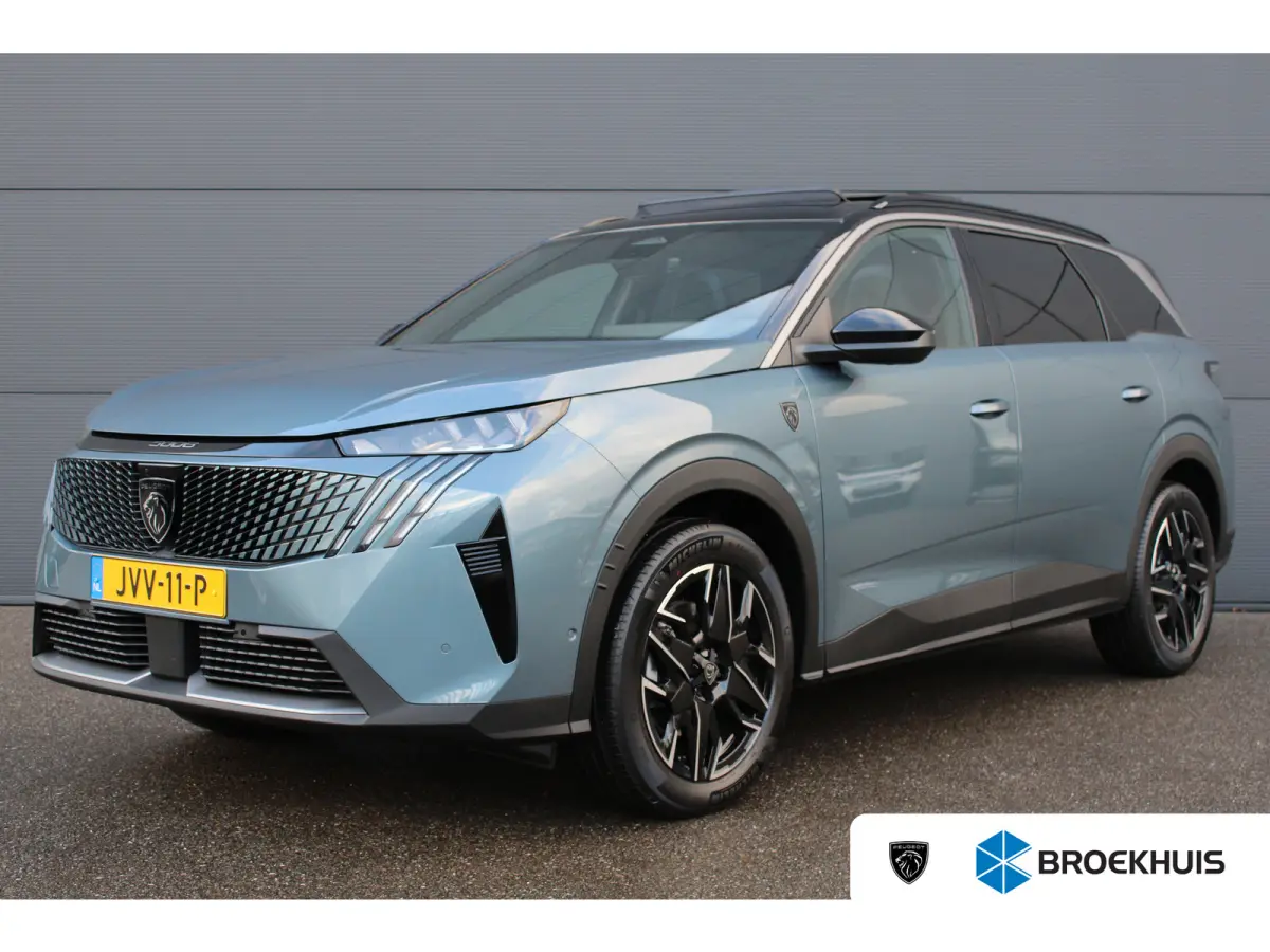 1.2 Hybrid 145 GT | Automaat | Navigatie | Camera | Panorama/schuifdak | Massage | Alcantara |