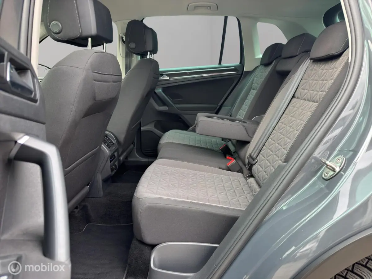 1.4 TSI eHybrid Business