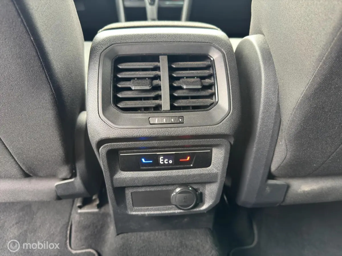1.4 TSI eHybrid Business