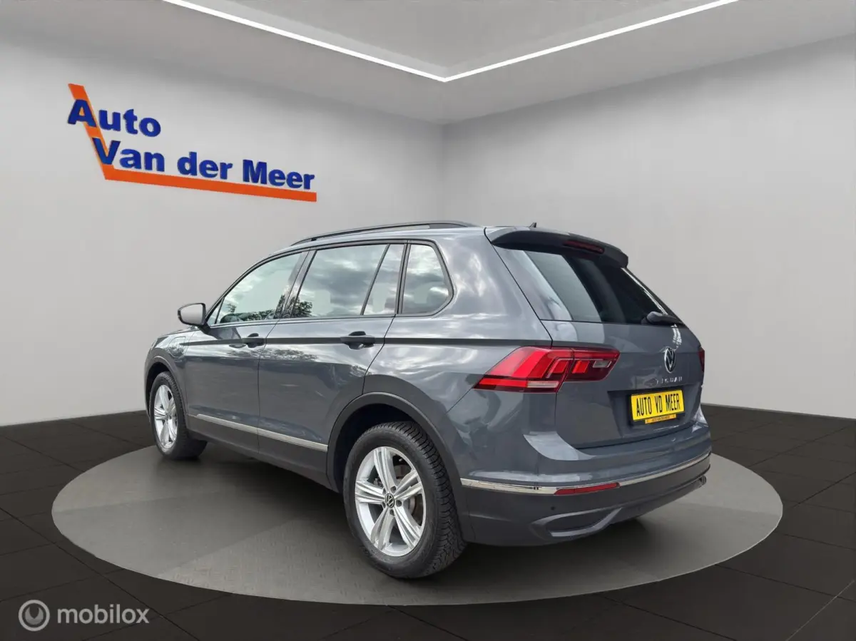 1.4 TSI eHybrid Business