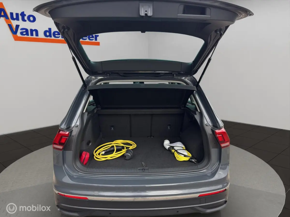 1.4 TSI eHybrid Business