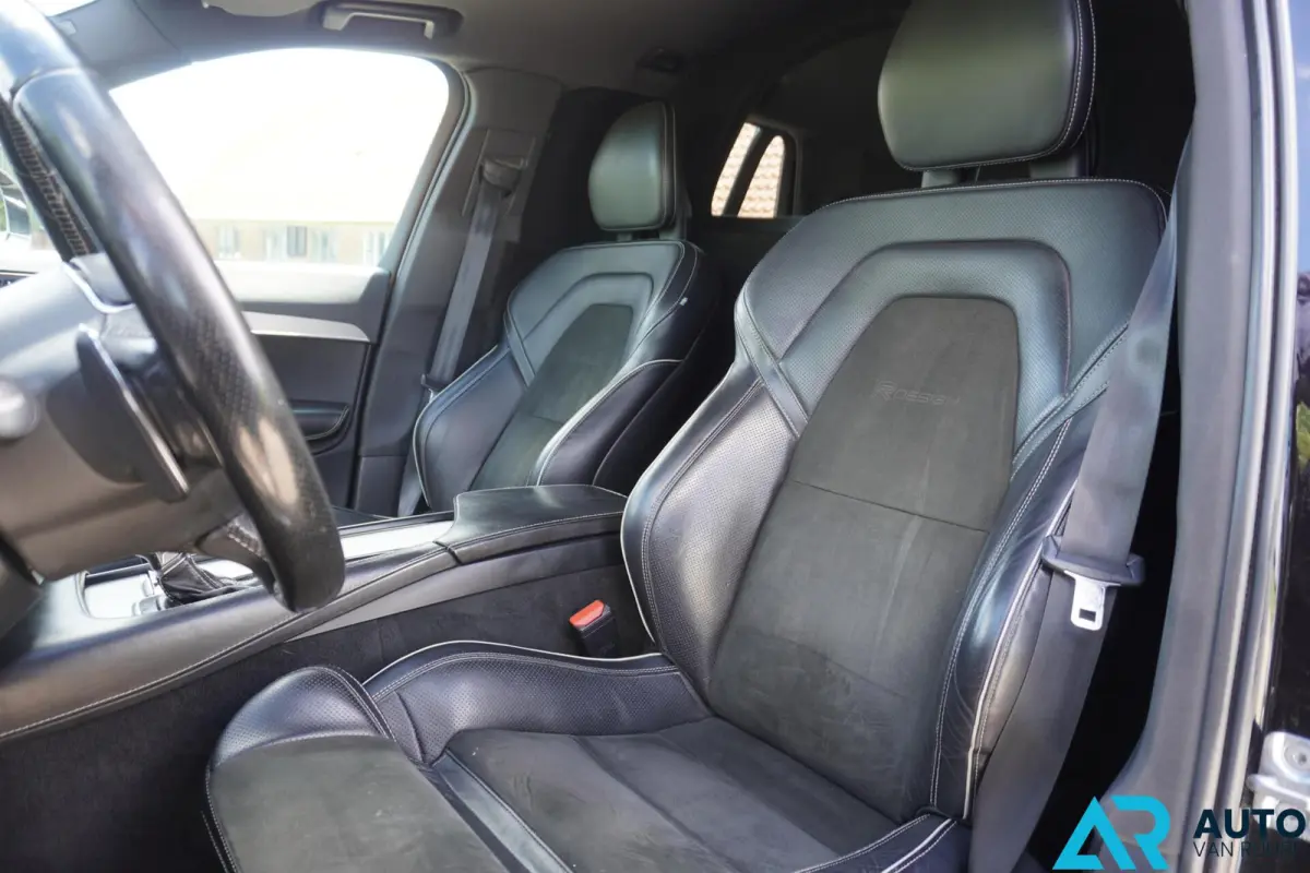 2.0 D5 * 4X4 * Grijs kenteken * LUXE * R-Design