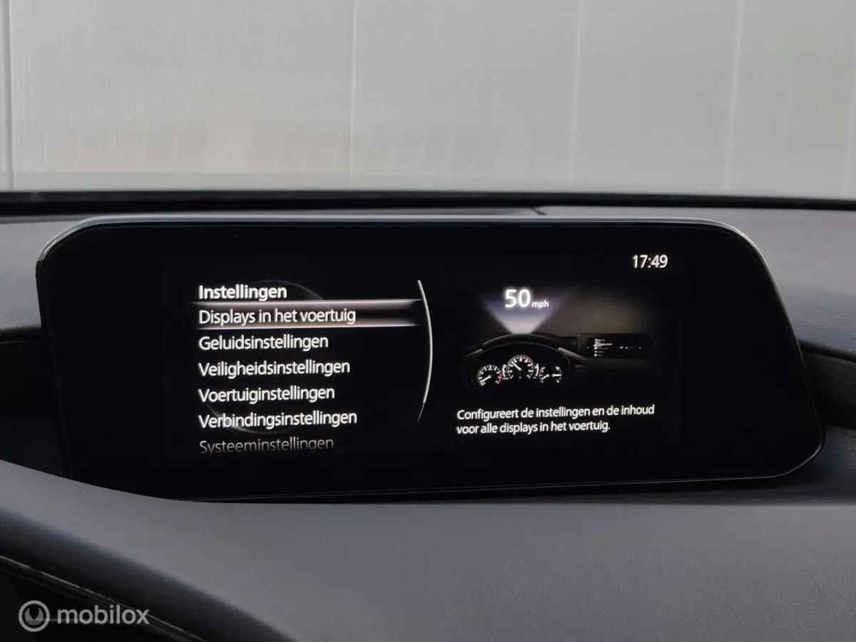 2.0 E-SKYACTIV-X M HYBRID 180 COMFORT MET BOSE AUTOMAAT/KEYLESS/LED/CAMERA/STOEL-STUURVERWARMING/HEAD-UP/ADAPTIVE CRUISE