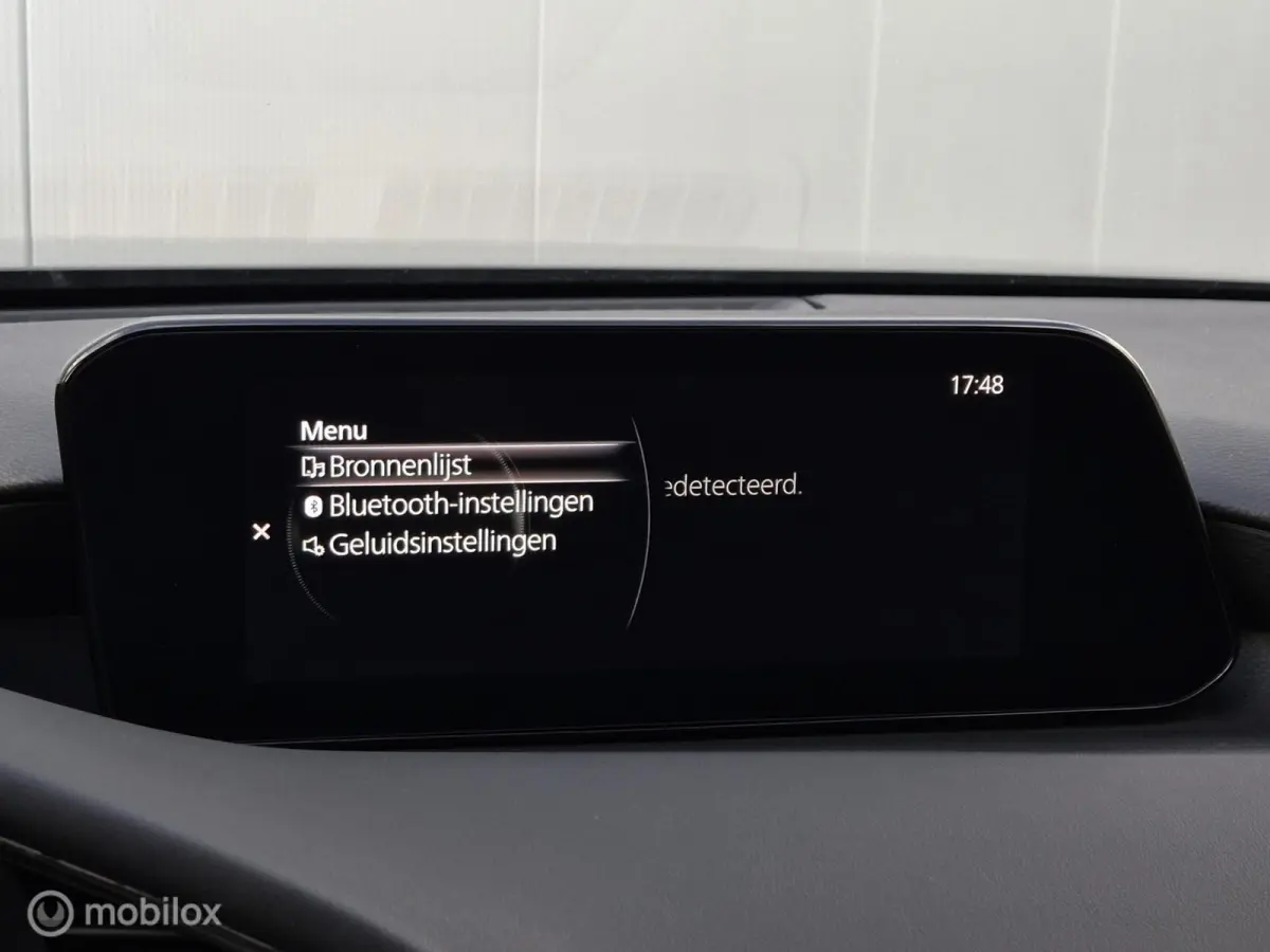 2.0 E-SKYACTIV-X M HYBRID 180 COMFORT MET BOSE AUTOMAAT/KEYLESS/LED/CAMERA/STOEL-STUURVERWARMING/HEAD-UP/ADAPTIVE CRUISE