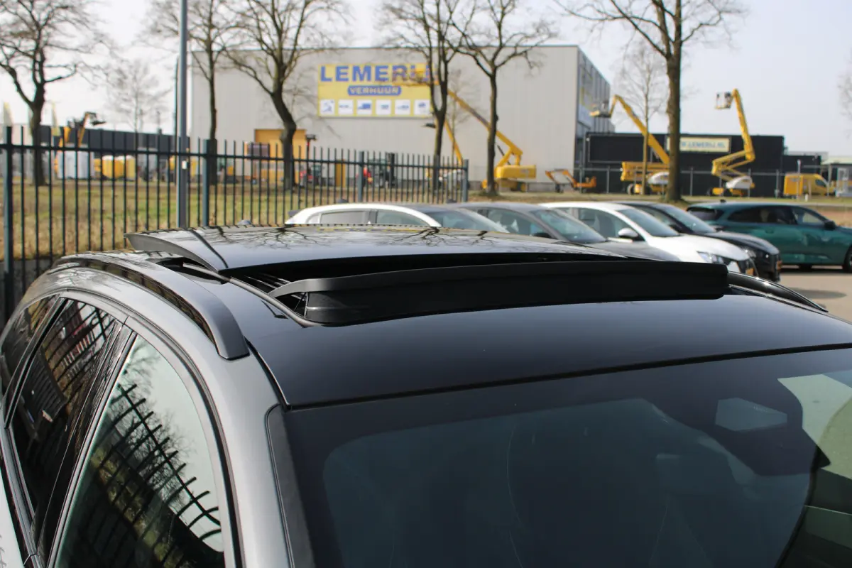 1.6 Plug-in Hybrid 195pk GT | Automaat | Panorama/schuifdak | Navigatie | Camera | Trekhaak | Nieuw model |
