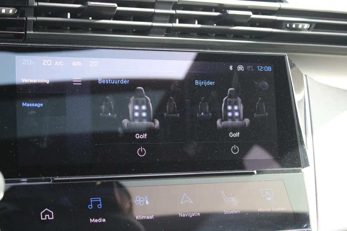1.6 Plug-in Hybrid 195pk GT | Automaat | Panorama/schuifdak | Navigatie | Camera | Trekhaak | Nieuw model |