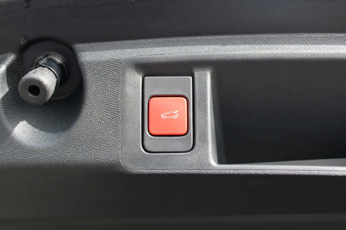 1.6 Plug-in Hybrid 195pk GT | Automaat | Panorama/schuifdak | Navigatie | Camera | Trekhaak | Nieuw model |
