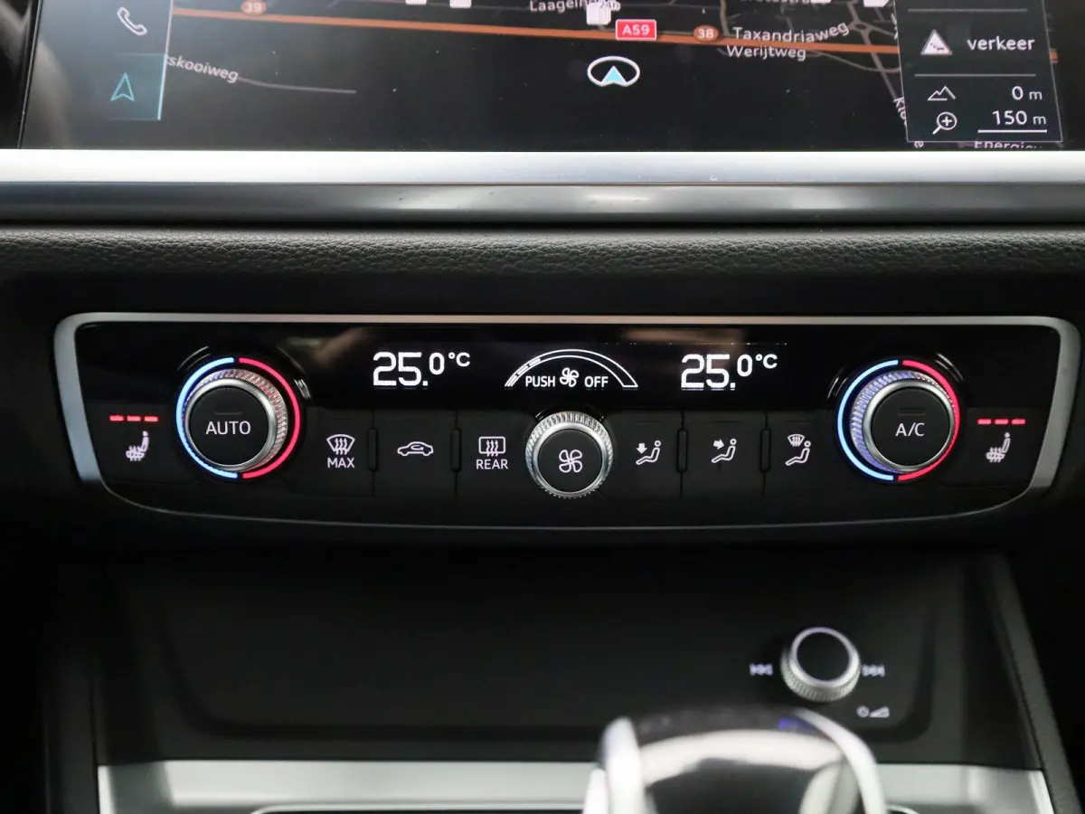 35 TFSI Pro Line Business | Black Pack | Automaat | Apple CarPlay | Navigatie | Leder | Stoelverwarming | Achteruitrijcamera | Climate Control | Cruise Control | Parkeersensoren | Lichtmetal