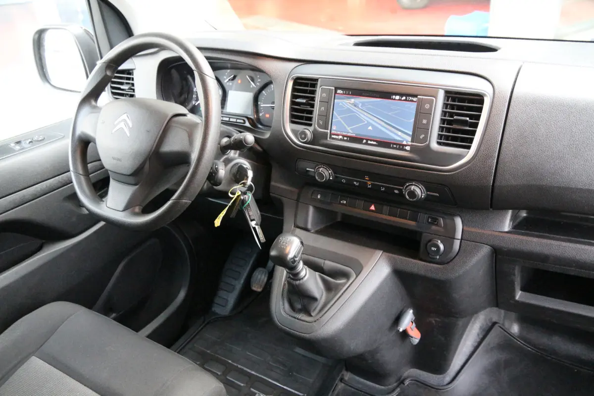 2.0 BlueHDI 145 | L2H1 | Trekhaak | Navi | Camera | Airco..