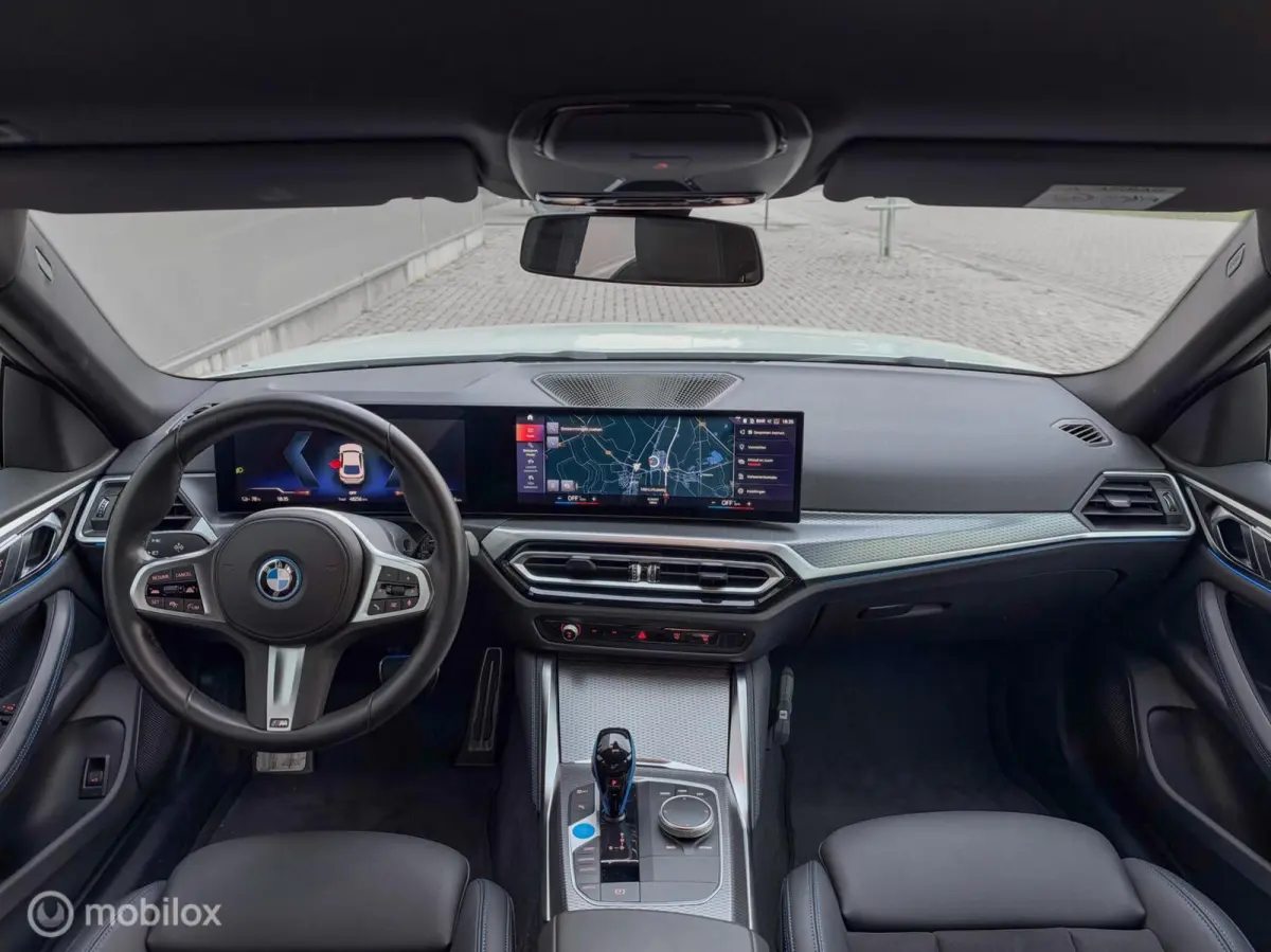 eDrive40 2022| M-Sport | NL auto | Topstaat | SOH 98%