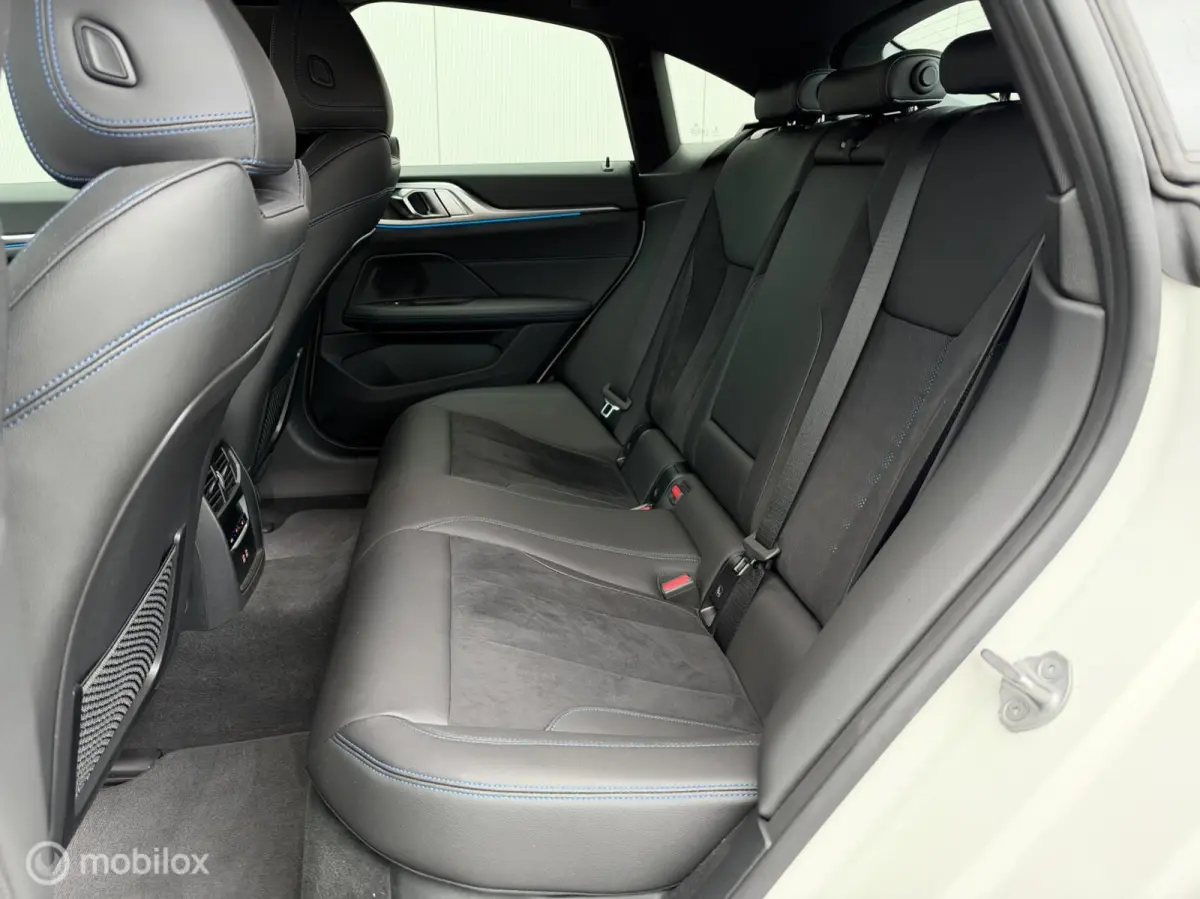 eDrive40 2022| M-Sport | NL auto | Topstaat | SOH 98%