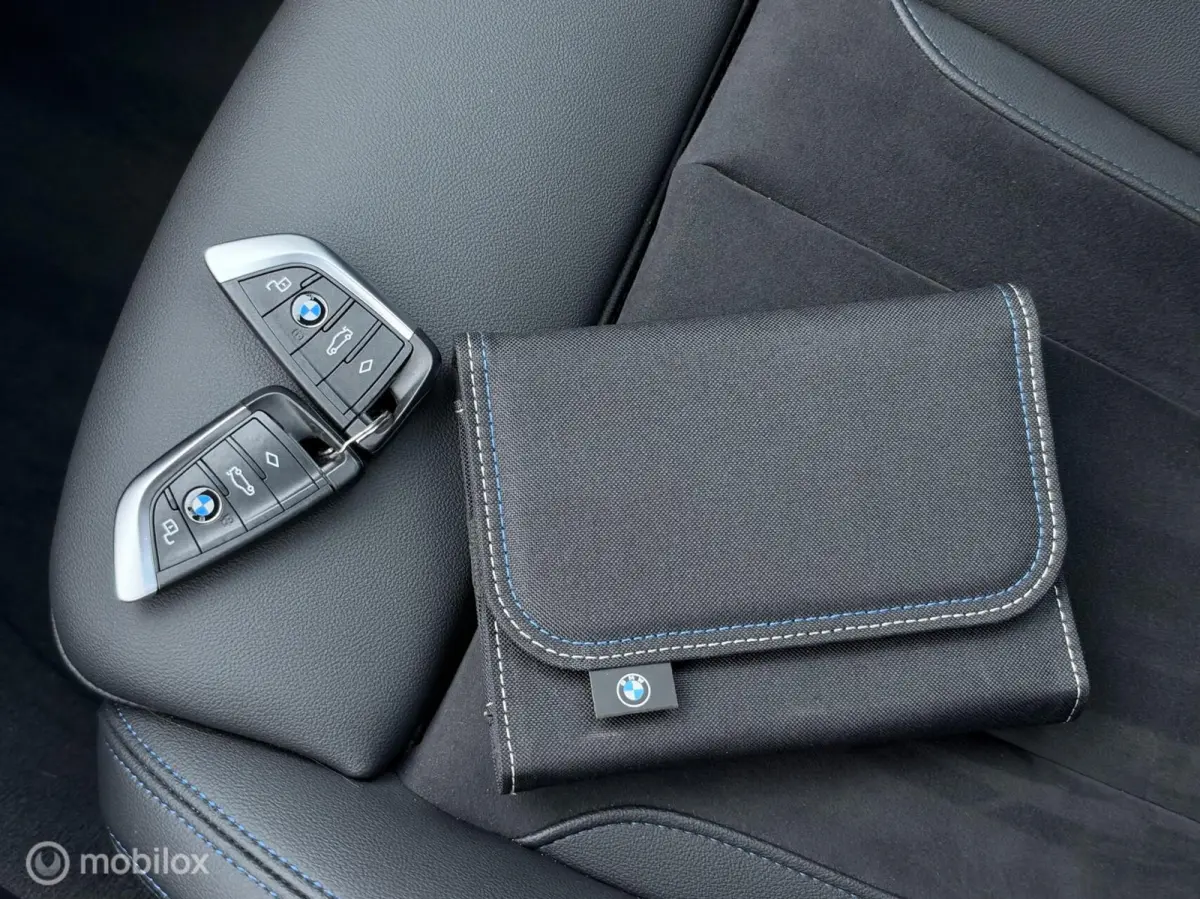 eDrive40 2022| M-Sport | NL auto | Topstaat | SOH 98%