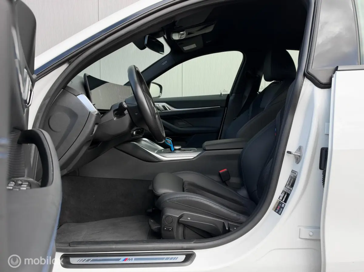 eDrive40 2022| M-Sport | NL auto | Topstaat | SOH 98%
