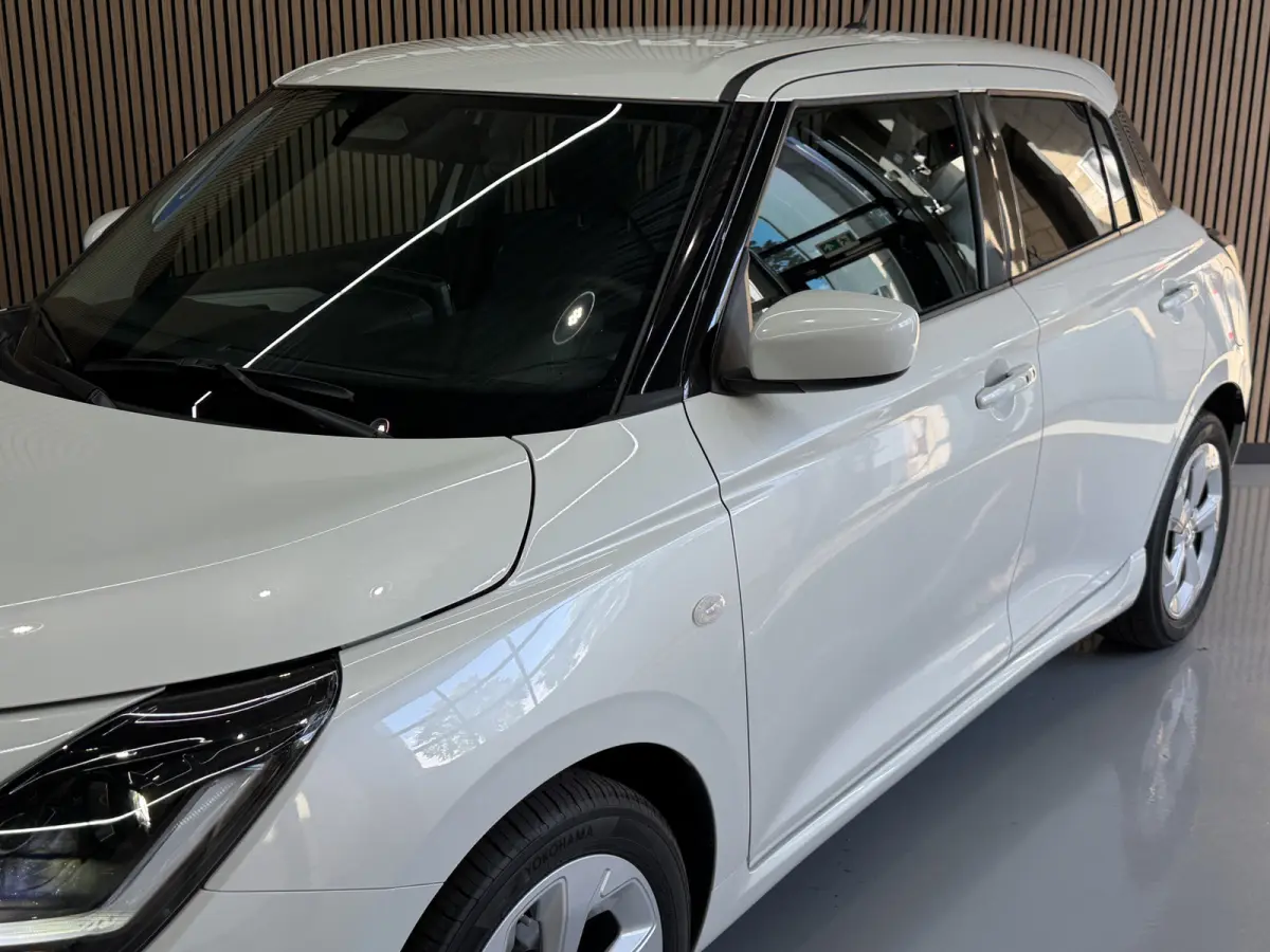 1.2 Select Hybrid Aut. Navi | ACC | Dodehoek  | Clima | Carplay | Stoelverwarming | 16" | Suzuki onderhouden.