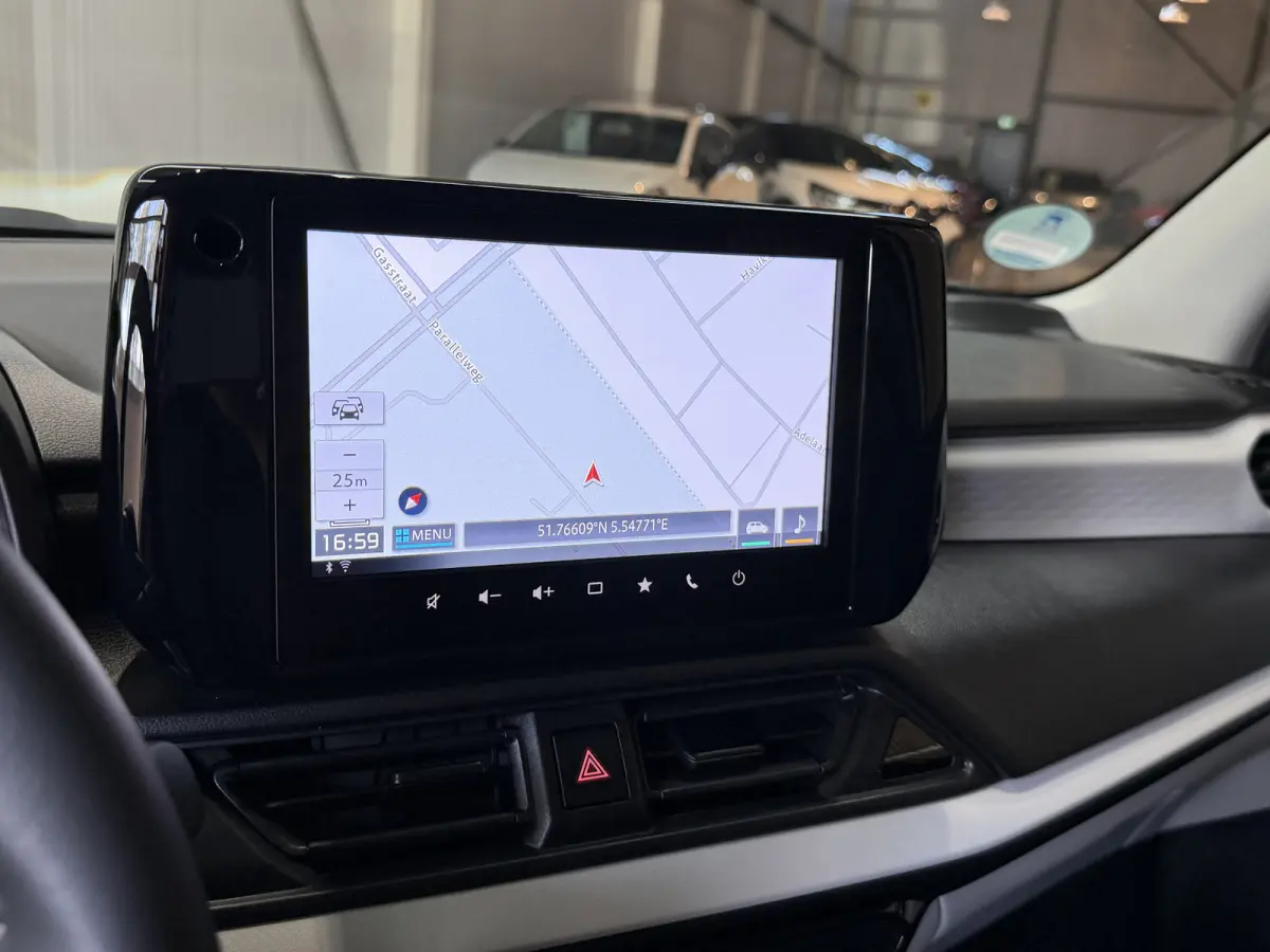 1.2 Select Hybrid Aut. Navi | ACC | Dodehoek  | Clima | Carplay | Stoelverwarming | 16" | Suzuki onderhouden.