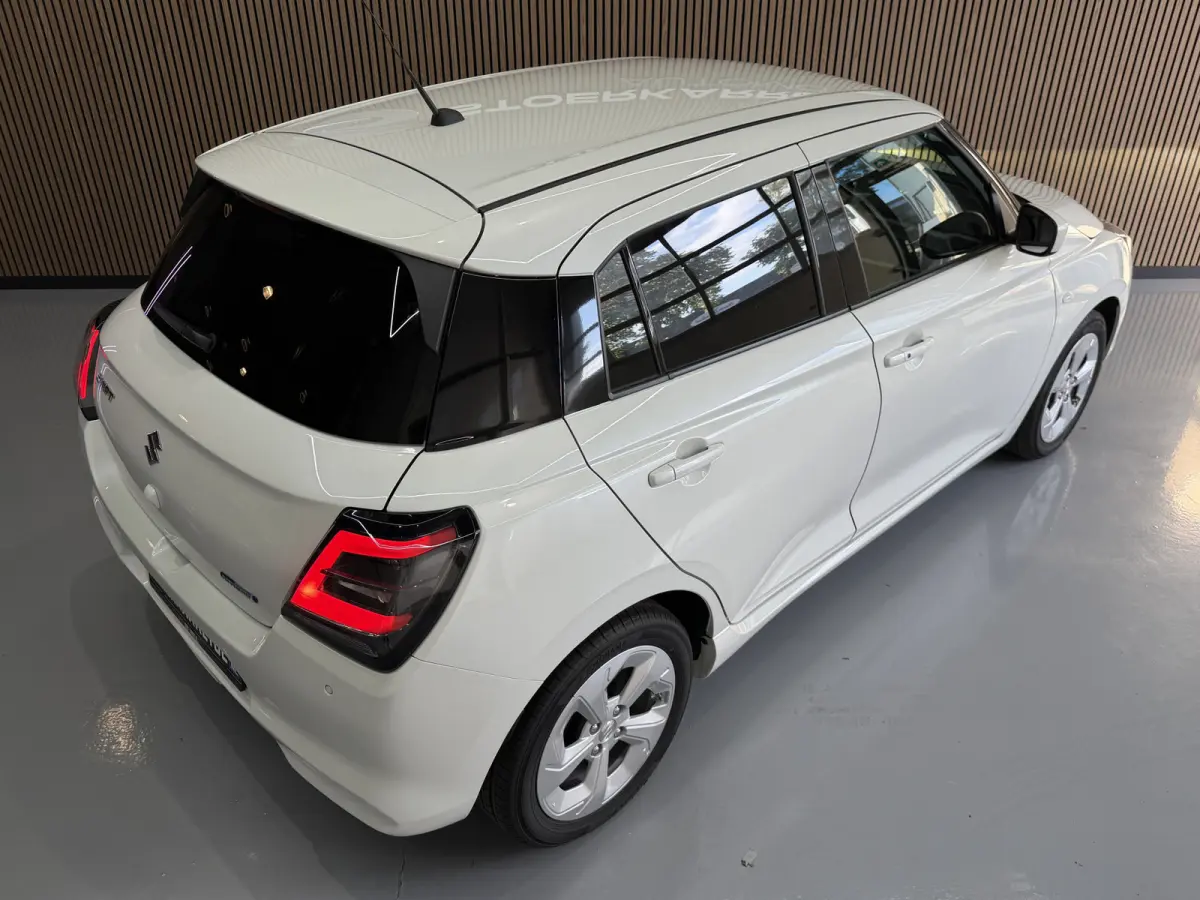 1.2 Select Hybrid Aut. Navi | ACC | Dodehoek  | Clima | Carplay | Stoelverwarming | 16" | Suzuki onderhouden.