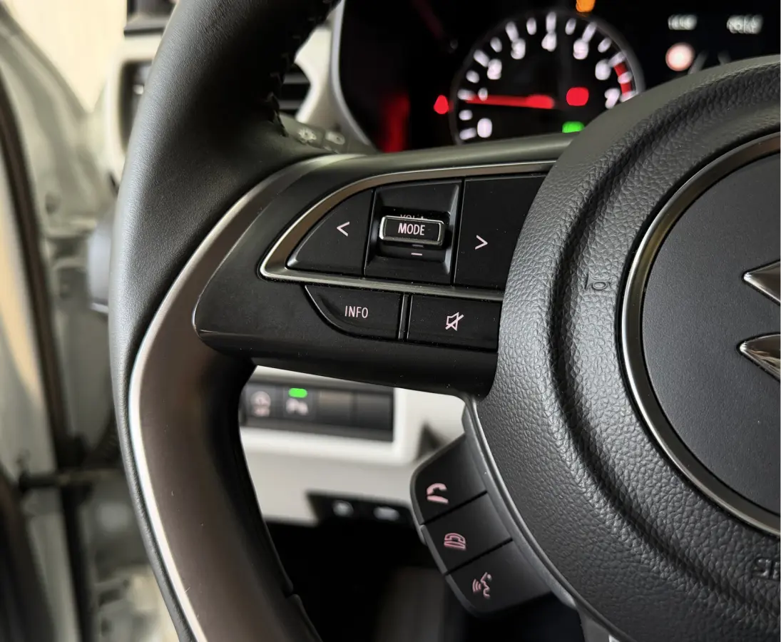 1.2 Select Hybrid Aut. Navi | ACC | Dodehoek  | Clima | Carplay | Stoelverwarming | 16" | Suzuki onderhouden.