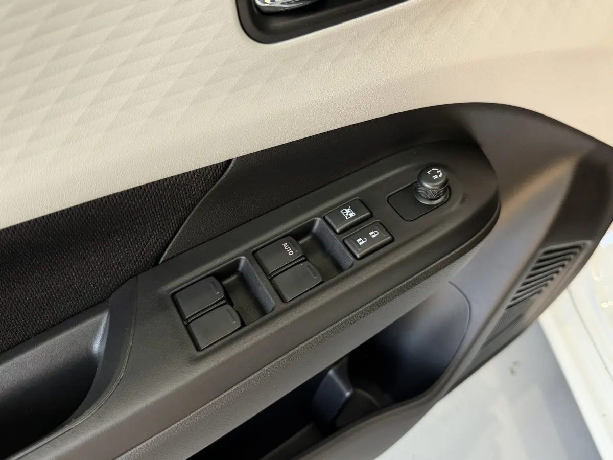 1.2 Select Hybrid Aut. Navi | ACC | Dodehoek  | Clima | Carplay | Stoelverwarming | 16" | Suzuki onderhouden.