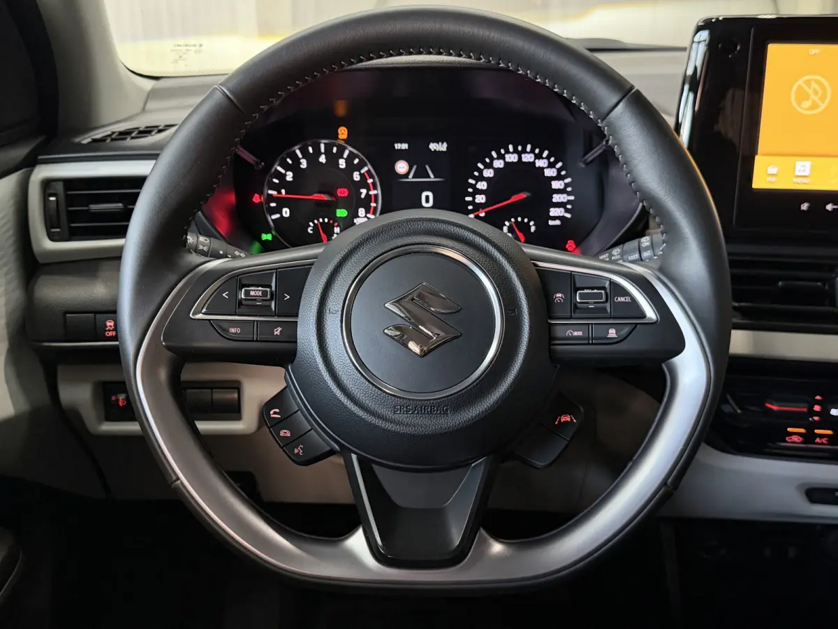 1.2 Select Hybrid Aut. Navi | ACC | Dodehoek  | Clima | Carplay | Stoelverwarming | 16" | Suzuki onderhouden.