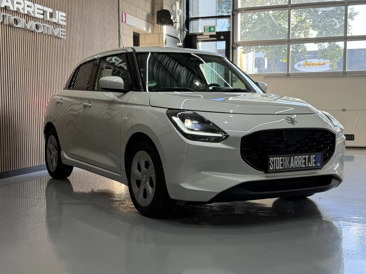 1.2 Select Hybrid Aut. Navi | ACC | Dodehoek  | Clima | Carplay | Stoelverwarming | 16" | Suzuki onderhouden.