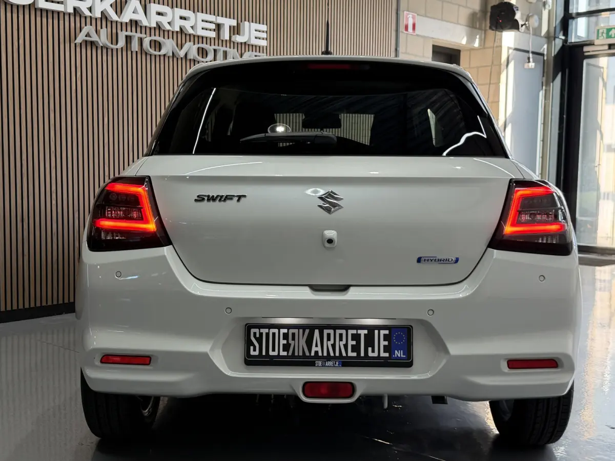 1.2 Select Hybrid Aut. Navi | ACC | Dodehoek  | Clima | Carplay | Stoelverwarming | 16" | Suzuki onderhouden.