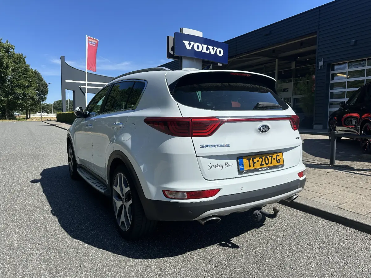 1.6 T-GDI 4WD GT-Line NIEUWSTAAT I GT-line I Trekhaak I Carplay I Treeplank I Pano I Camera I Winterpakket I NL-auto I Navi I