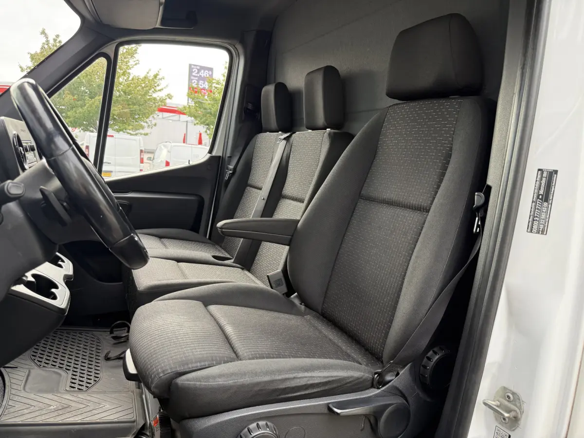 319 1.9 CDI Bakwagen met laadklep | Zijdeur | Cruisec. | Airco