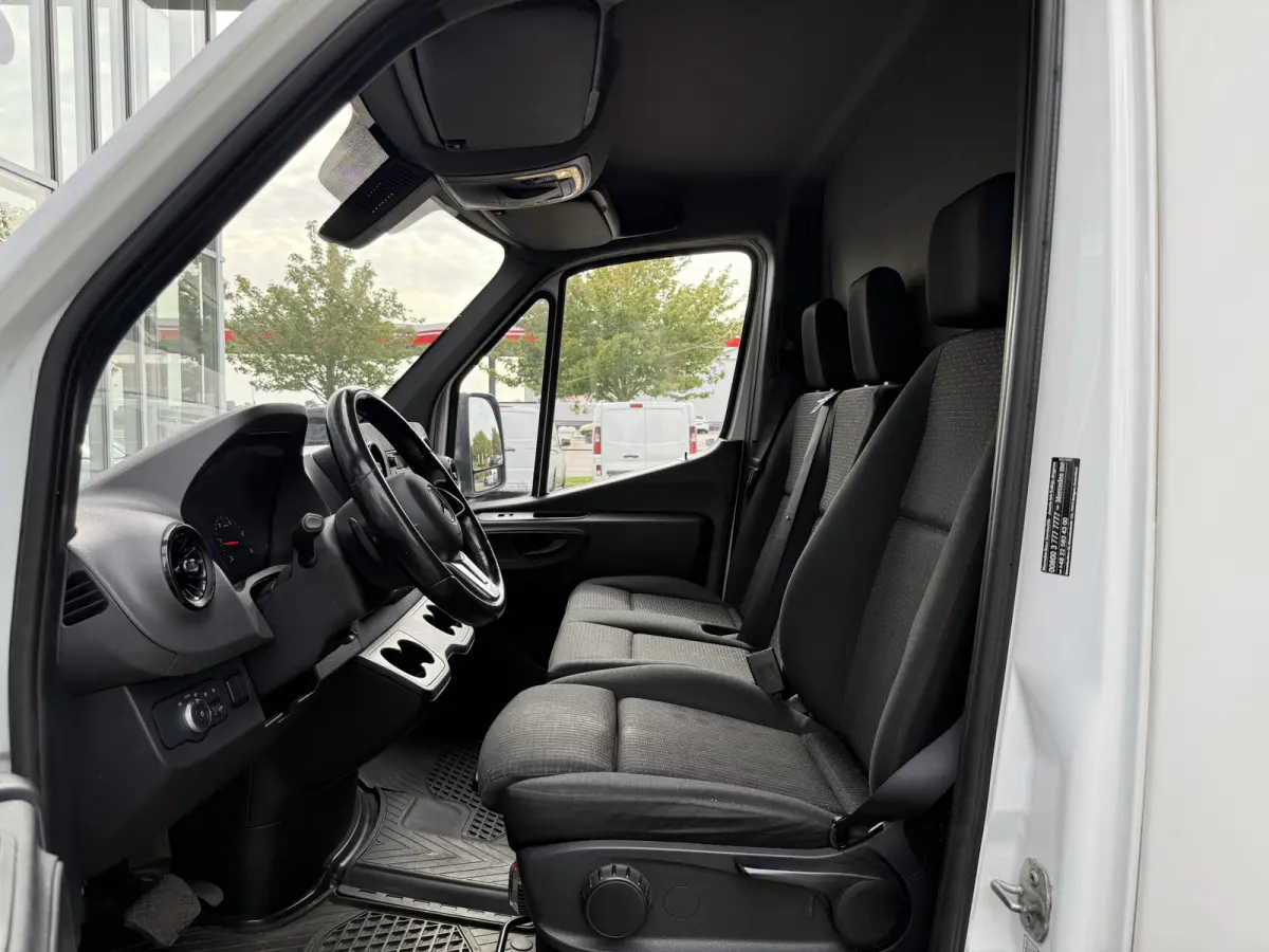 319 1.9 CDI Bakwagen met laadklep | Zijdeur | Cruisec. | Airco