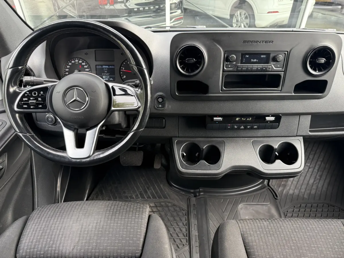 319 1.9 CDI Bakwagen met laadklep | Zijdeur | Cruisec. | Airco